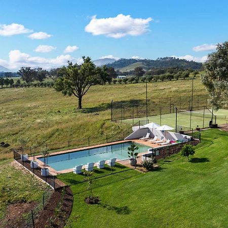 Stay In Mudgee The Grove, The Church, And Premium Private Homestead Bagian luar foto